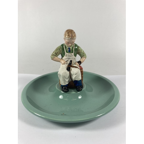 726 - A BESWICK TIMPSONS FINE SHOES DISH