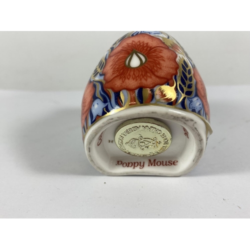 735 - A ROYAL CROWN DERBY POPPY MOUSE WITH GOLD STOPPER