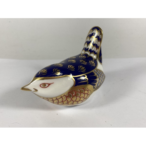 737 - A ROYAL CROWN DERBY WREN