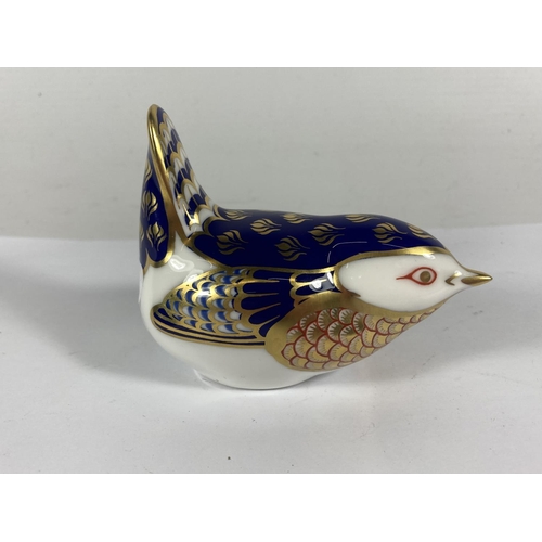 737 - A ROYAL CROWN DERBY WREN