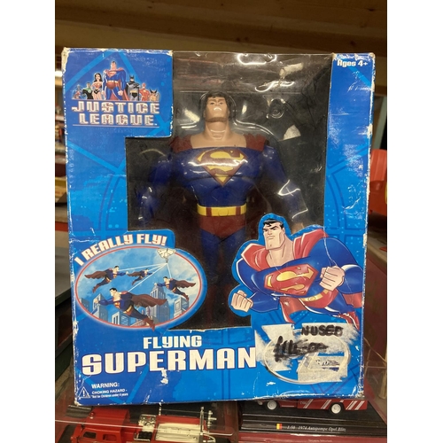 809 - A BOXED JUSTICE LEAGUE FIGURE OF SUPERMAN