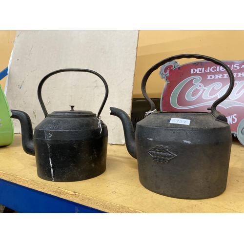 972 - TWO VINTAGE CAST IRON KETTLES - ONE WITH MISSING LID