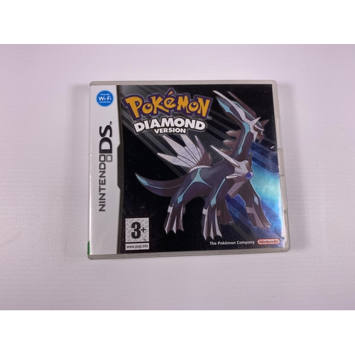 461 - A NINTENDO DS POKEMON DIAMOND GAME