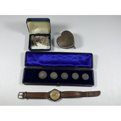 700 - A MIXED LOT TO INCLUDE A HALLMARKED SILVER HEART TRINKET BOX, (A/F), VINTAGE TISSOT WATCH ETC