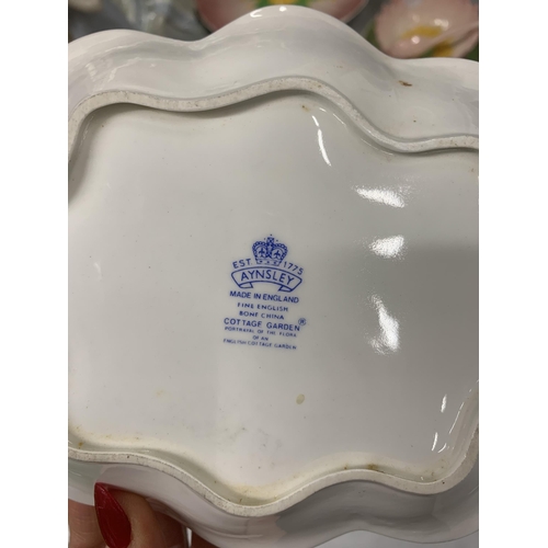 861 - A LARGE QUANTITY OF COLLECTABLE CERAMICS TO INCLUDE AYNSLEY, CARLTONWARE, WEDGEWOOD, ROYAL CROWN DER... 