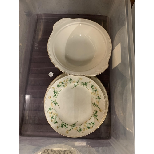 759 - TWO BOXES OF CERAMICS TO INCLUDE CROWN CLARENCE PART DINNER SERVICE