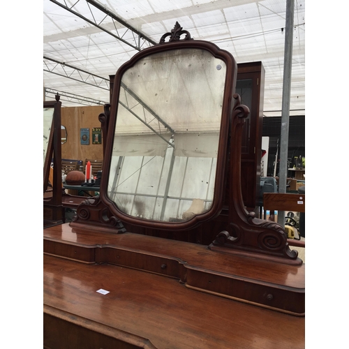 2841 - A VICTORIAN MAHOGANY DRESSING TABLE WITH FRONT CABRIOLE LEGS, 48