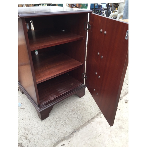 2869 - A MAHOGANY HI-FI CABINET IN THE FORM OF A CHEST