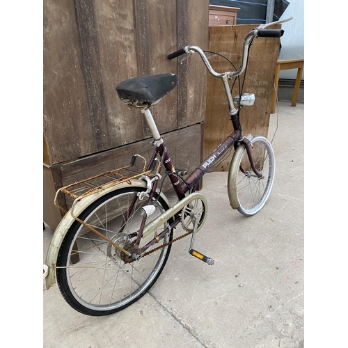 2111 - A VINTAGE PUCH LADIES BIKE