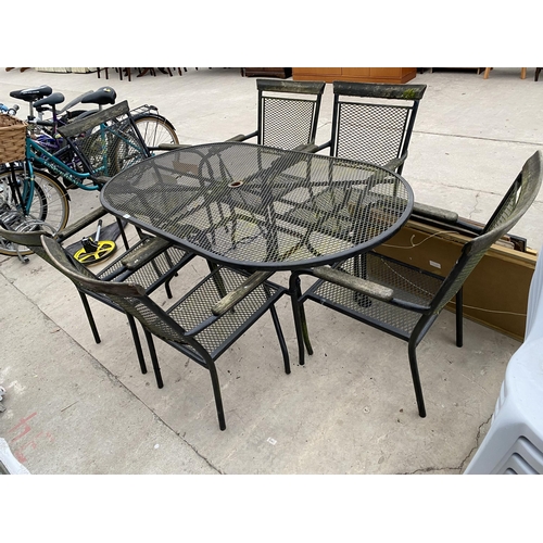 2117 - A METAL PATIO FURNITURE SET COMPRISING OF AN OVAL TABLE AND SIX CARVER CHAIRS