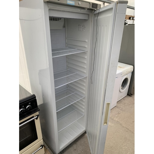 2302 - A WHITE LEC INDUSTRIAL UPRIGHT FRIDGE