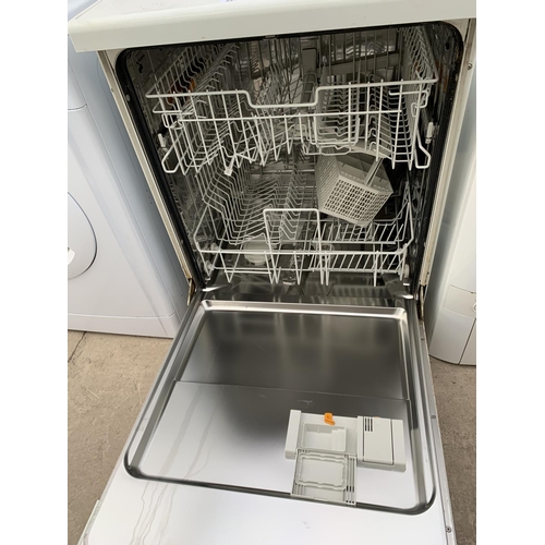 2318 - A WHITE MIELE DISHWASHER