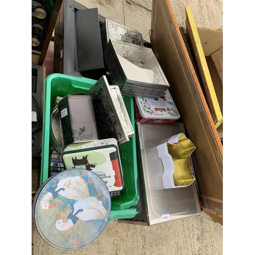 2282 - AN ASSORTMENT OF HOUSEHOLD CLEARANCE ITEMS TO INCLUDE PRINTS AND A MICROWAVE ETC