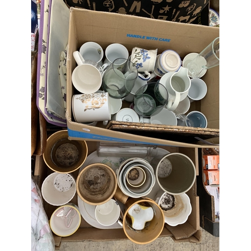 2288 - AN ASSORTMENT OF HOUSEHOLD CLEARANCE ITEMS TO INCLUDE CERAMICS AND GLASS WARE ETC