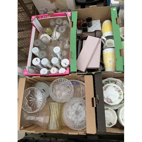 2291 - AN ASSORTMENT OF HOUSEHOLD CLEARANCE ITEMS TO INCLUDE CERAMICS AND GLASS WARE ETC