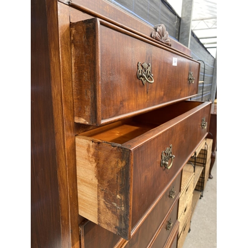 2895 - A MID 20TH CENTURY SEVEN DRAWER CHEST ON CHEST WITH CABRIOLE LEGS, 30