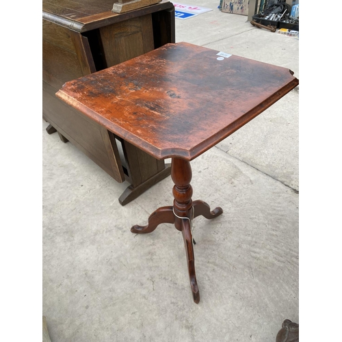 2972 - A VICTORIAN 17 INCH SQUARE TILT-TOP TRIPOD TABLE