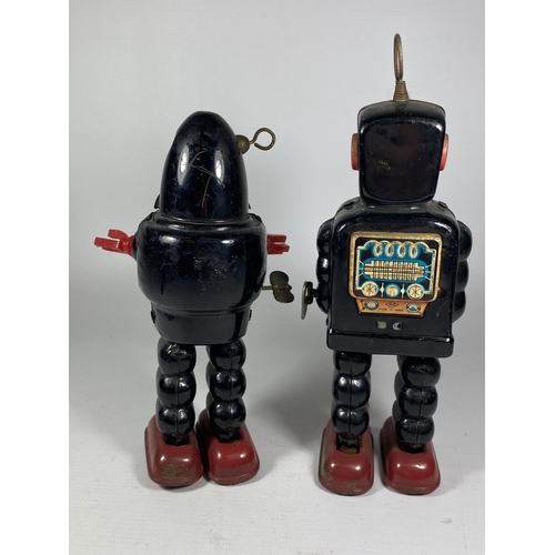 304 - TWO VINTAGE JAPANESE TINPLATE ROBOT MODELS - ACTION PLANET ROBOT & KO KOSHIYA EXAMPLE