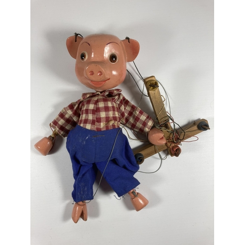 336 - A VINTAGE PELHAM PUPPET - SL PERKY IN ORIGINAL BOX