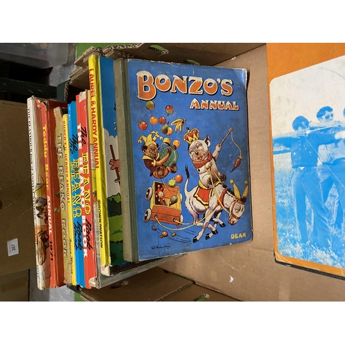 368 - A LARGE COLLECTION OF VINTAGE BOOKS AND A PUSH ALONG TOYS