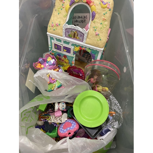 376 - A BOX OF ASSORTED TOYS AND DECORATIONS