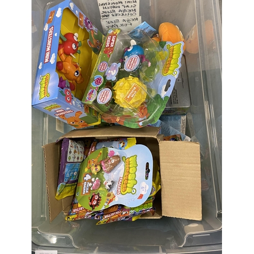 387 - A BOX OF ASSORTED CHILDREN'S SOFT TOYS