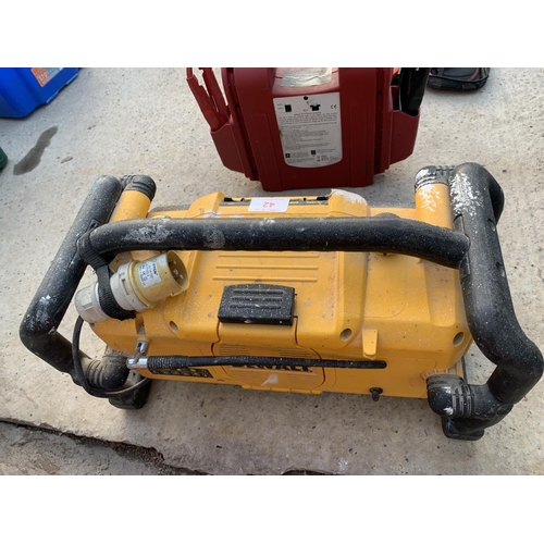 42 - A DEWALT HEAVY DUTY RADIO NO VAT