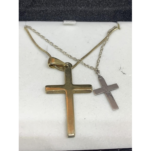 541 - TWO MARKED SILVER NECKLACES WITH CROSS PENDANTS IN A PRESENTATION BOX