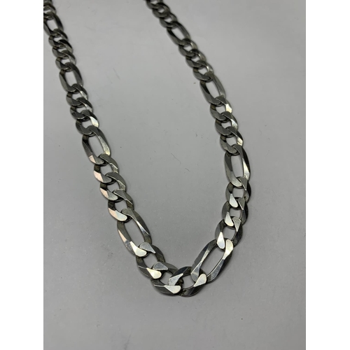 566 - A HEAVY SILVER FLAT LINK NECKLACE LENGTH 20 INCHES