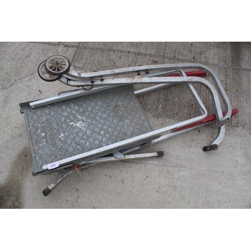 A FOLDING BELDRAY JOBEZER FOLDING WORK PLATFORM NO VAT