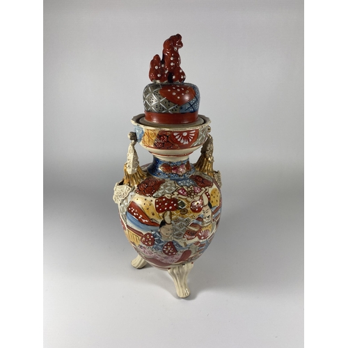 499 - A JAPANESE SATSUMA LIDDED TEMPLE JAR, HEIGHT 33CM