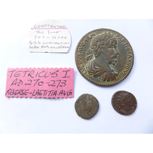 303 - TWO ROMAN COINS, CONSTANTINE THE GREAT, TETRICUS I AND A FURTHER COIN (3)