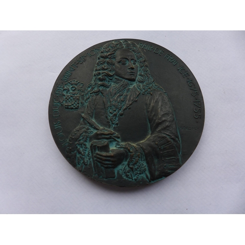 327 - A FRENCH BRONZE LOUIS DUC DE SAINT SIMON PAIR DE FRANCE 1675-1755 MEDAL BY H.DROPSY, 67MM