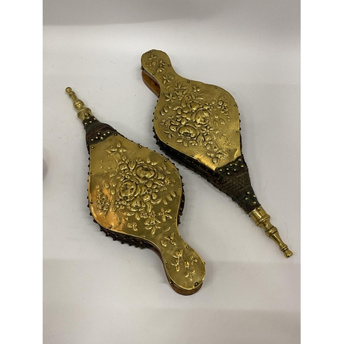 34 - A PAIR OF MATCHING VINTAGE BRASS BELLOWS