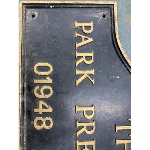 139 - A METAL 'THE PARK PRE-SCHOOL' SIGN 60CM X 30CM