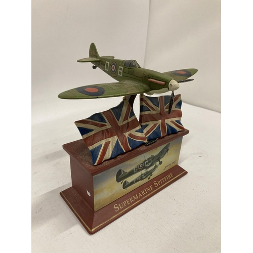 143 - A BRADFORD EXCHANGE MODEL OF A SUPERMARINE SPITFIRE