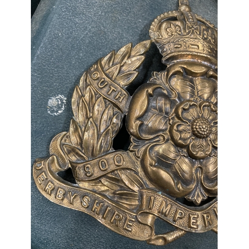 145 - A DERBYSHIRE REGIMENT CAP BADGE