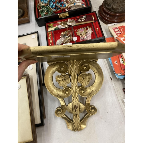 197 - A GILT WALL SCONCE