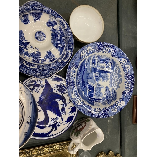 223 - VARIOIUS CERAMICS TO INCLUDE BLUE AND WHITE WARE, SPODE, MINTON ETC