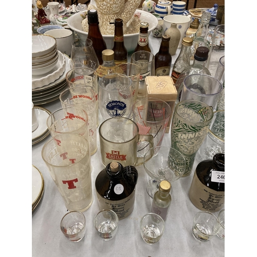 246 - A COLLECTION OF VINTAGE BREWERIANA TO INCLUDE GLASSES, BOTTLES, SMALL FLAGONS ETC