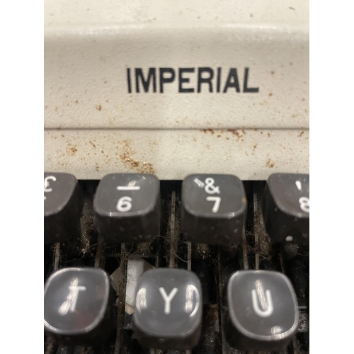 276 - A VINTAGE IMPERIAL 'GOOD COMPANION' 203 TYPEWRITER