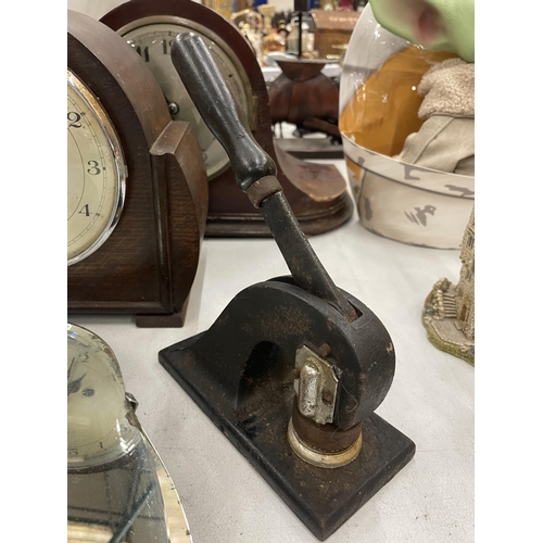 284 - TWO VINTAGE MANTLE CLOCKS, A DECO MIRROR AND A SEAL STAMP