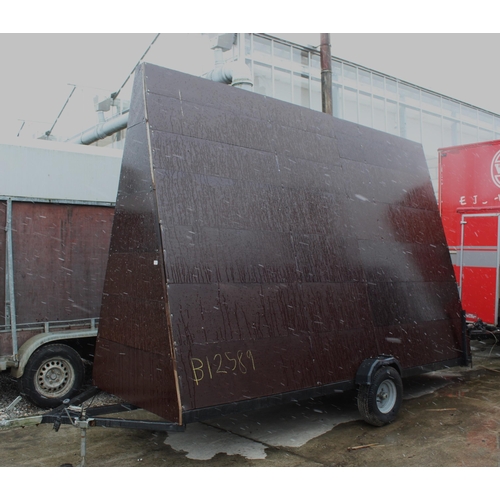 236 - ADVERTISING TRAILER  NO VAT