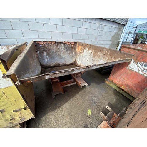 256 - TIPPING SKIP ORANGE  NO VAT