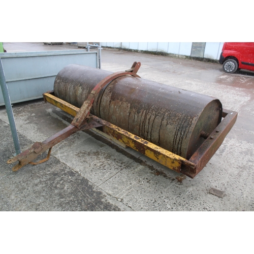 219 - LAND ROLLER  + VAT