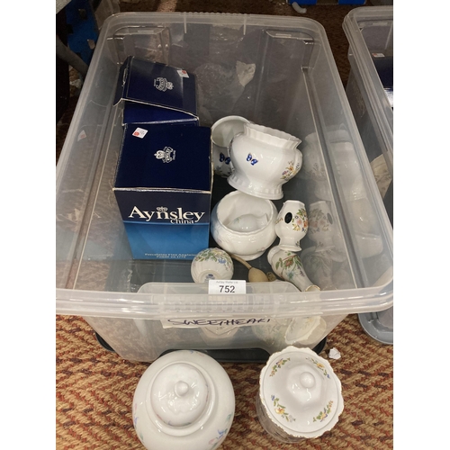 752 - A BOX CONTAINING AYNSLEY CERAMICS, BOXED ITEMS ETC