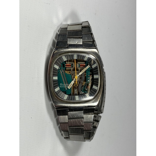 127 - A RARE BULOVA ACCUTRON SPACEVIEW STAINLESS STEEL WATCH