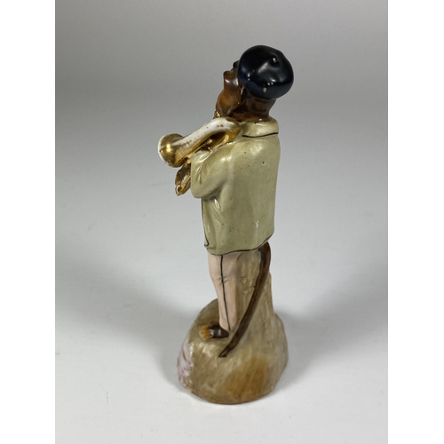 839 - A MEISSEN STYLE FIGURE OF A MONKEY MUSICIAN, HEIGHT 14CM