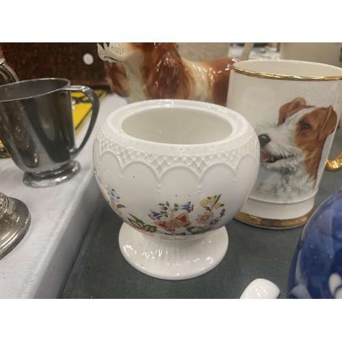 948 - A QUANTITY OF CERAMIC ITEMS TO INCLUDE A SPANIEL FIGURE, BURLEIGH WARE JUG, PRUNUS BLOSSOM JAR, A PA... 