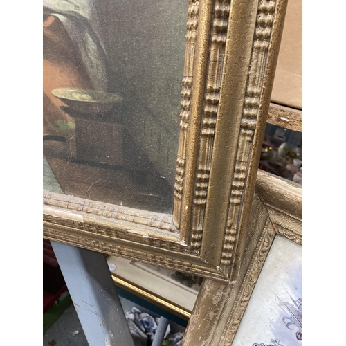 1093 - A GILT FRAMED PRINT OF A MOTHER AND CHILD